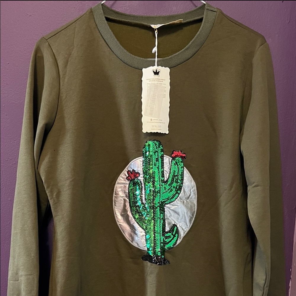 New Tunic - Picture 2 of 3